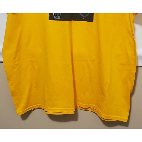 Nintendo Entertainment System Mens Mario TShirt - Picture 3 of 9